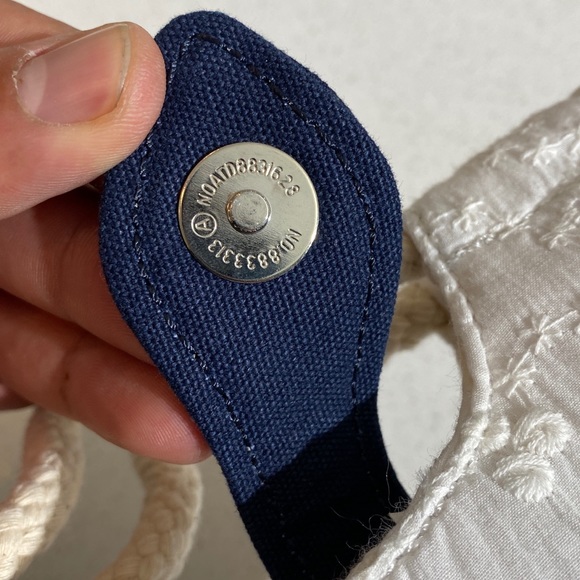 Tommy Hilfiger Lace Bag Small White with Rope handles Brand New Never been used - Picture 3 of 13